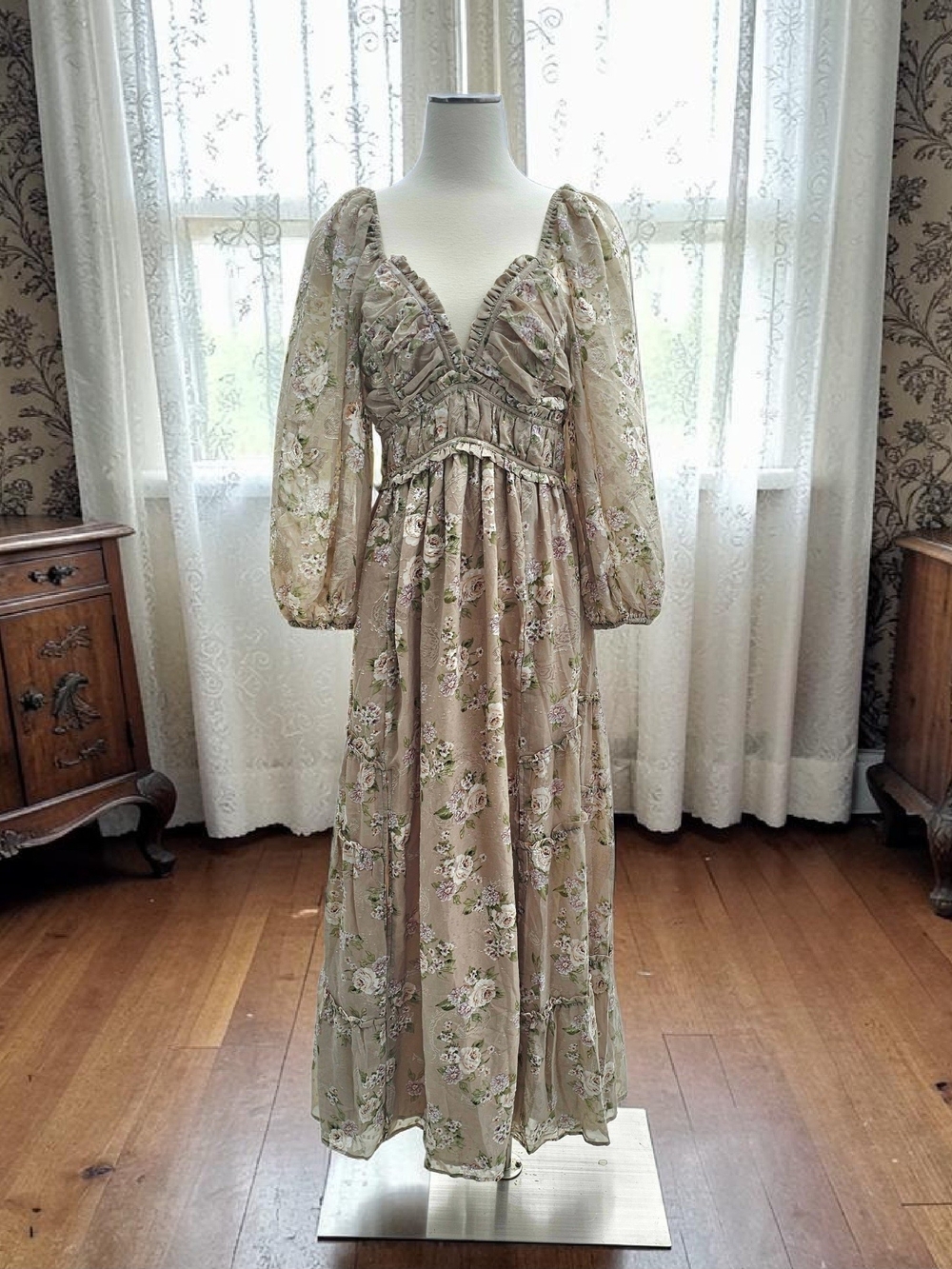 NWT Worth Collective Beige Floral Daphne Cottagecore Sheer Sleeve Maxi Dress SzL